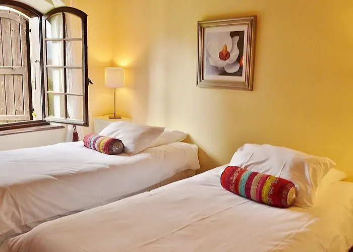 Chambres D'hotes Domaine Du Hameau Baylesse 3* Saint-Jean-d'Aigues-Vives