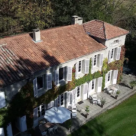 D'hotes Domaine Du Hameau Baylesse 2*