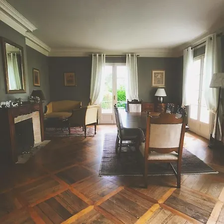Affittacamere D'hotes Domaine Du Hameau Baylesse 2*