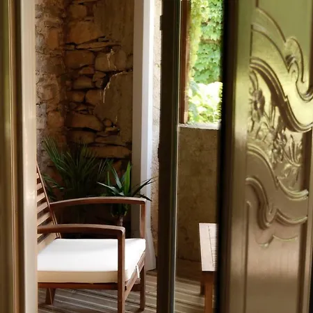 Affittacamere D'hotes Domaine Du Hameau Baylesse 2*