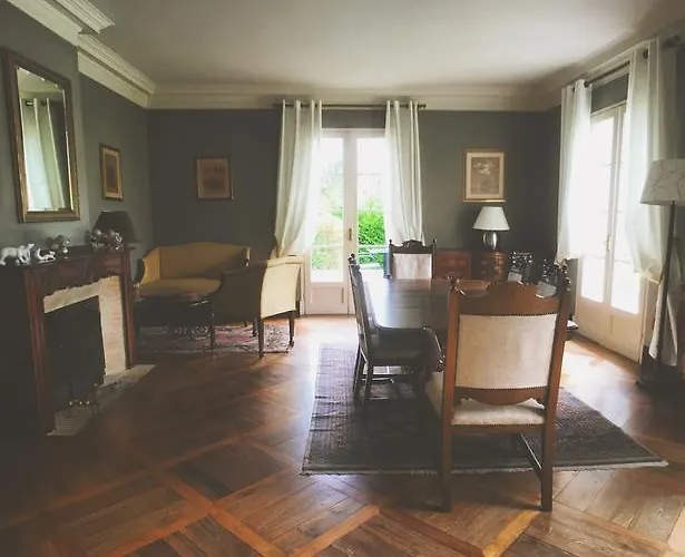 게스트하우스 Chambres D'hotes Domaine Du Hameau Baylesse 3*