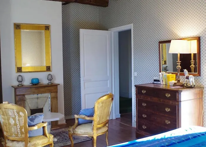 게스트하우스 Chambres D'hotes Domaine Du Hameau Baylesse