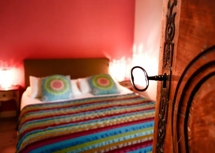 게스트하우스 Chambres D'hotes Domaine Du Hameau Baylesse Saint-Jean-d'Aigues-Vives